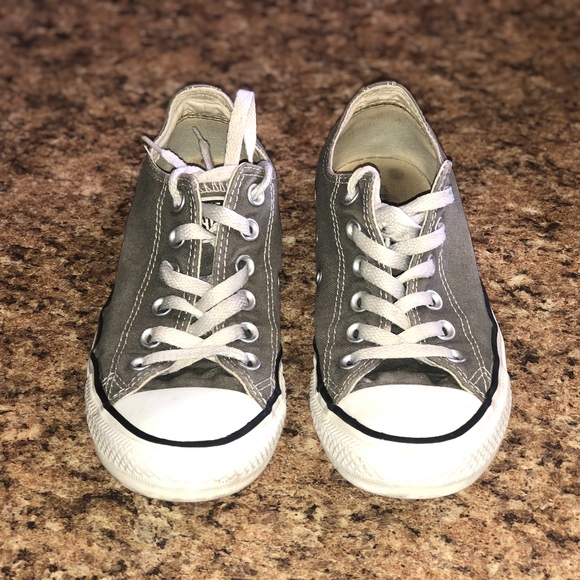 gray converse - Picture 1 of 5